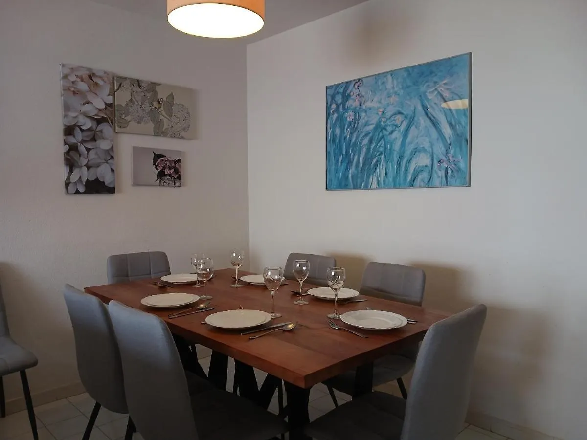 Apartment Dona Lola Patricia: Seaside Penthouse between Marbella and Fuengirola Sitio de Calahonda